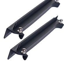 Carica l'immagine nel visualizzatore di Gallery, Braids & Freckles • Magnetic X Holder • Set of Two