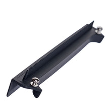 Загрузить изображение в средство просмотра галереи, Braids & Freckles • Magnetic X Holder